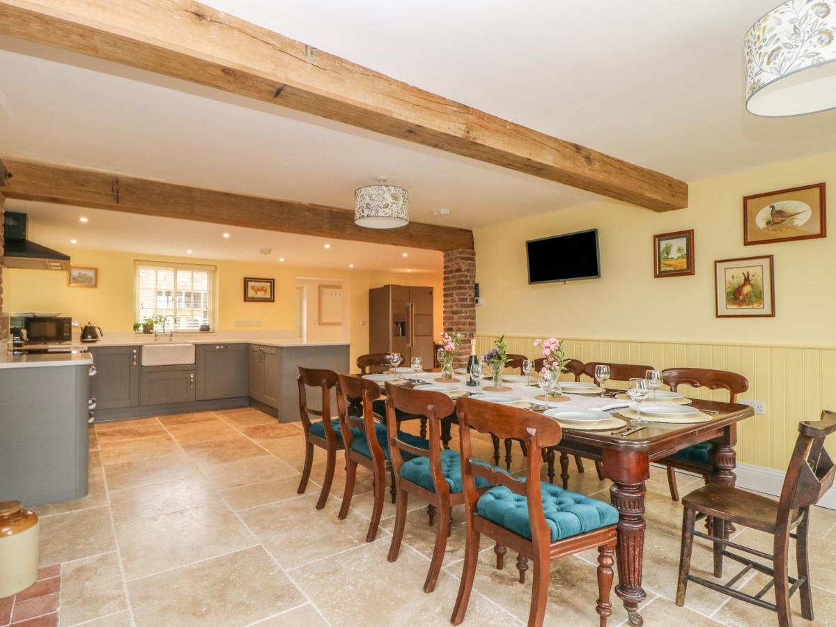 Holiday home Copmanthorpe Hall York